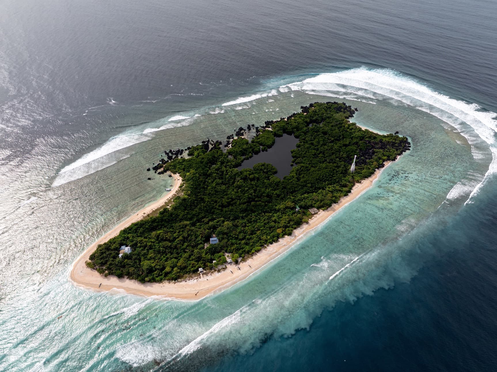 Apo Reef Island